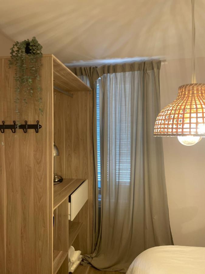 Appartement Leon, Port & Halles Depart Ferry, Proche Plages Toulon Bagian luar foto